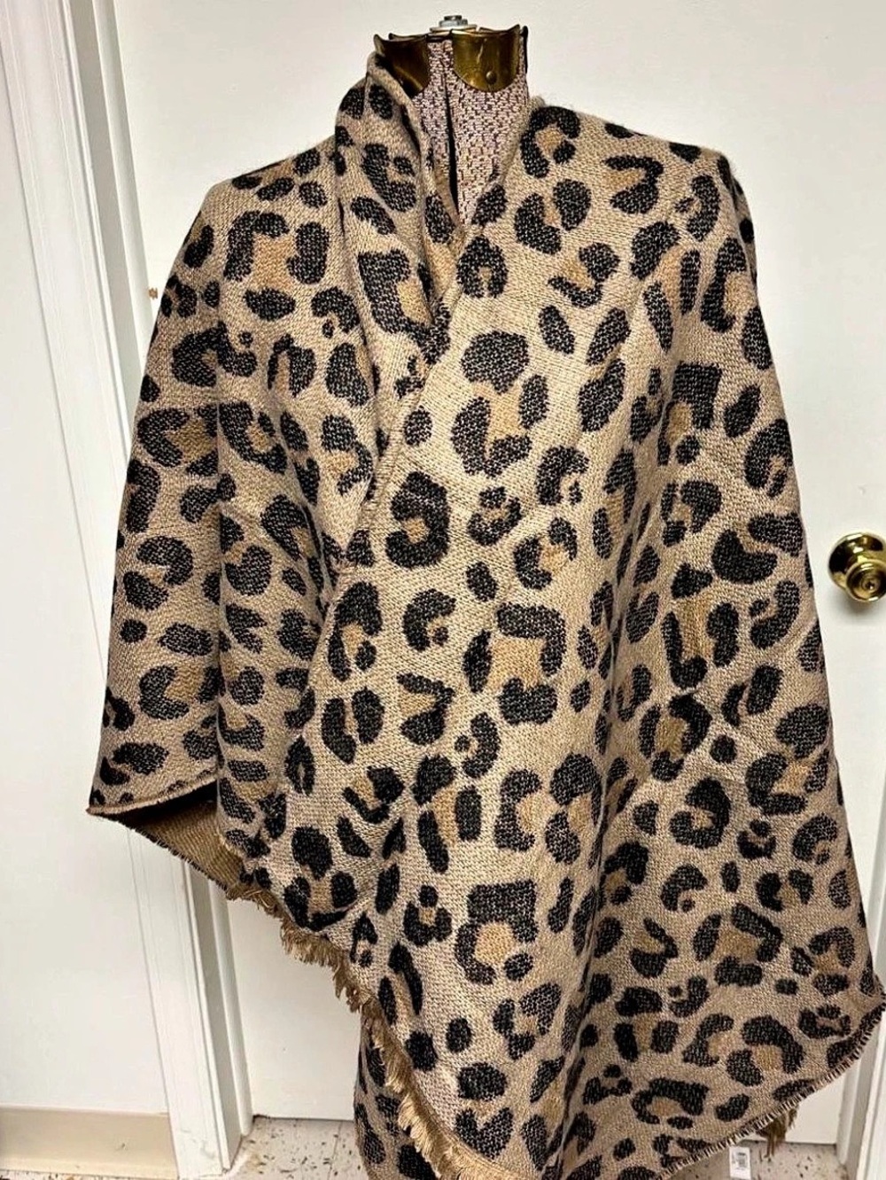 Banana Republic Reversible Leopard Poncho Brown & Black NWT